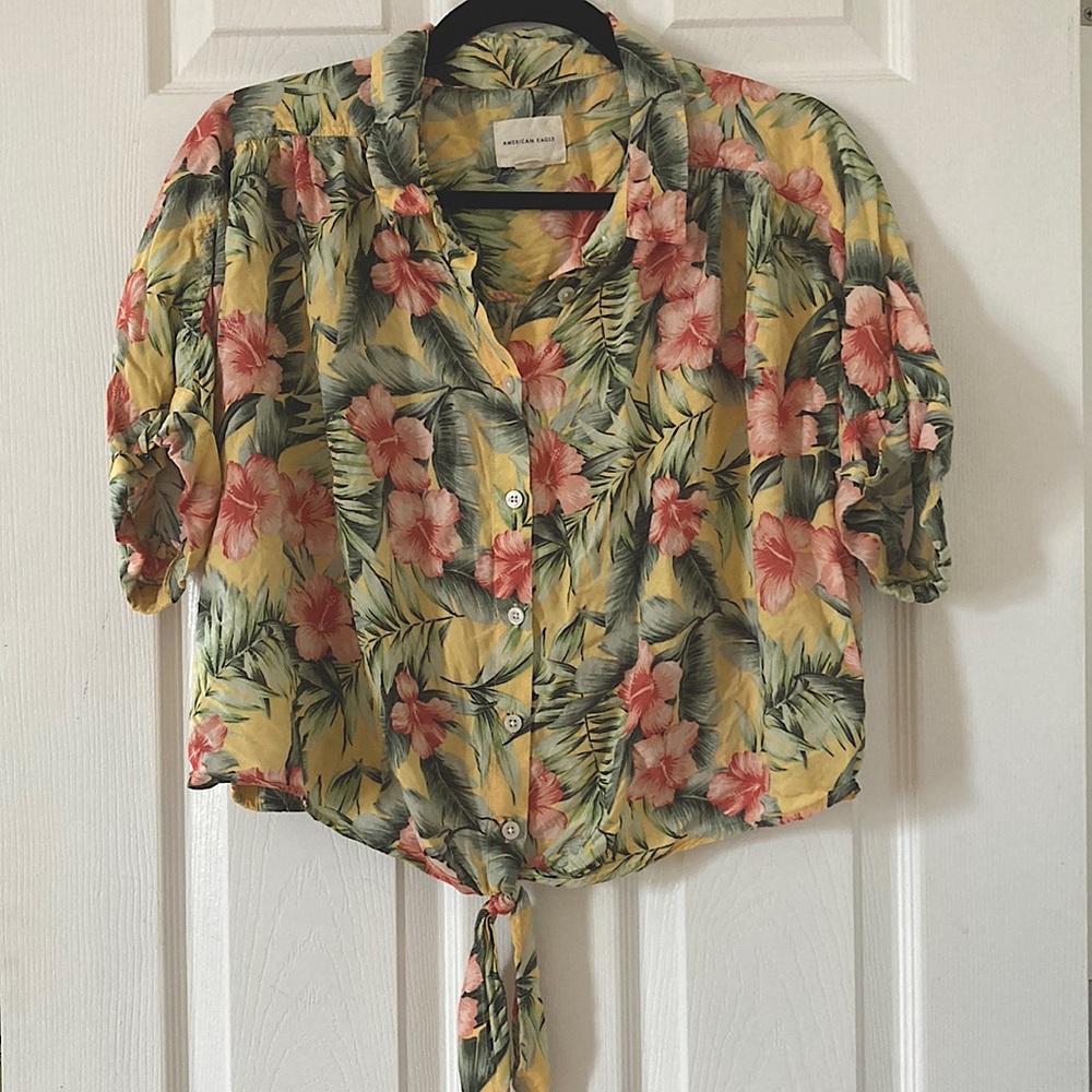 AE Hawaiian Button Down Shirt